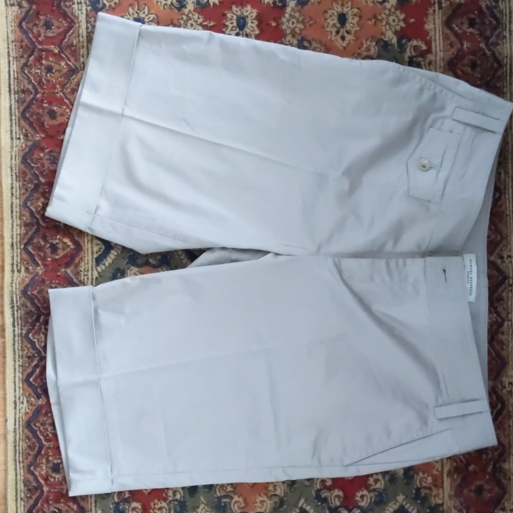 Banana Republic Ryan fit Bermuda pants